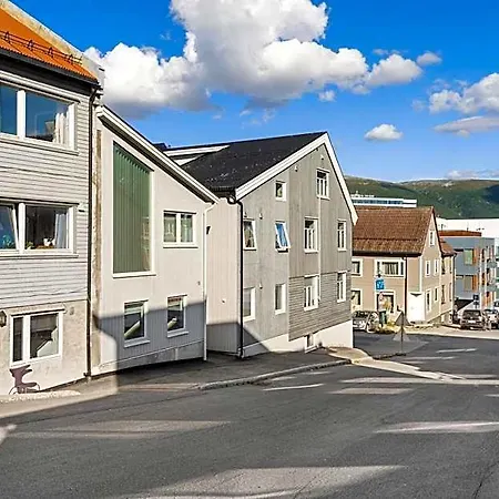 Arctic Homes - Unique Town House شقة فندقية ترومسو